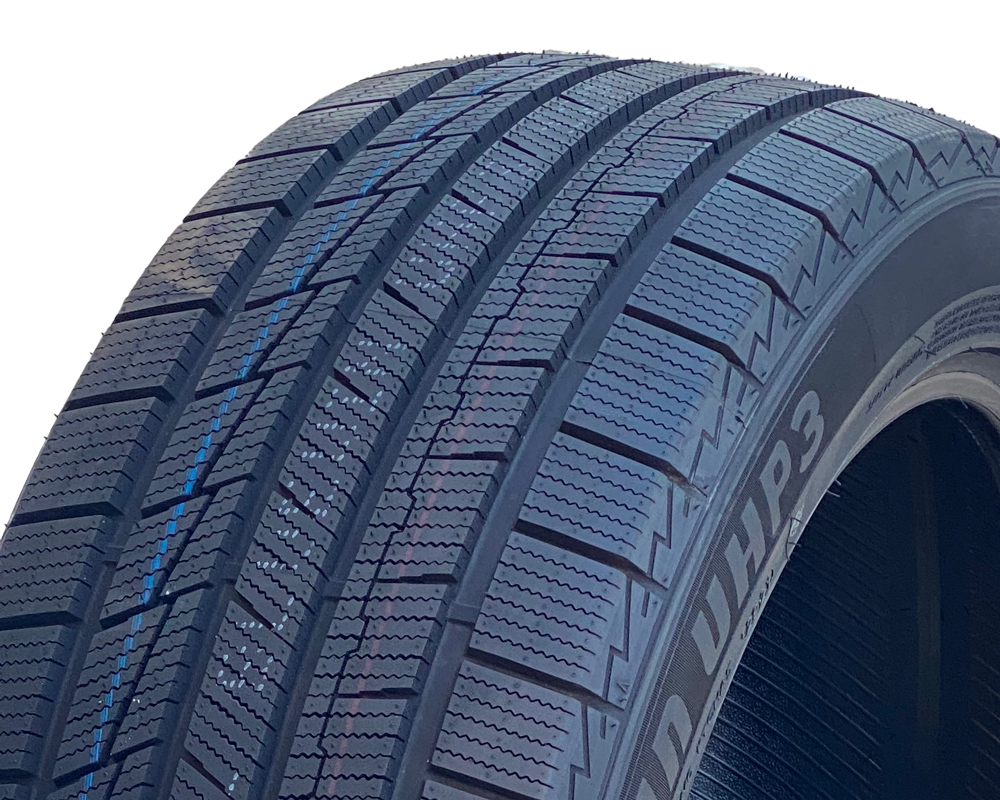 Superia Bluewin UHP3 235/45 R18 98V